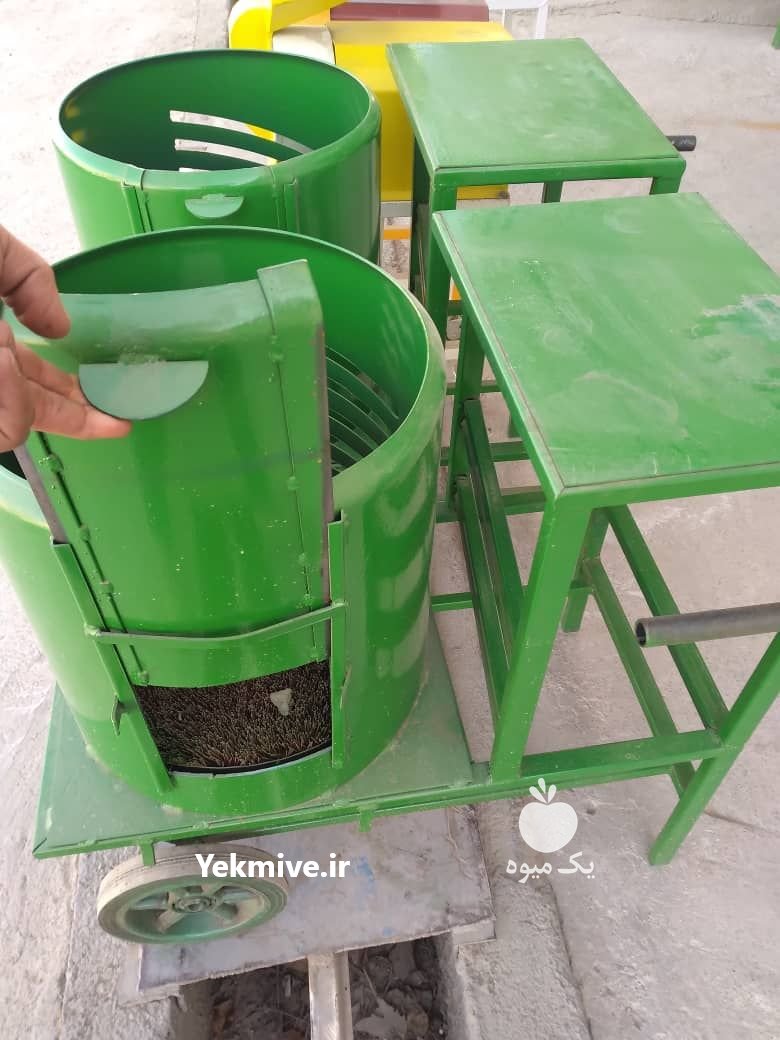 دستگاه پوست کن گردو در فلاورجان در گروه خرید فروش ابزار ها و تجهیزات کشاورزی - دستی برقی ماشینی بیل کلنگ در یکمیوه -عکس1