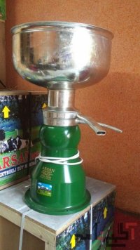 فروش خامه گیر برقی در اصفهان در گروه تجهیزات دام و طیور - خرید فروش نو دسته دوم در یکمیوه