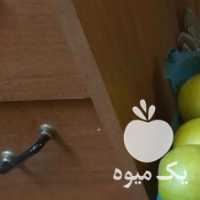 فروش سیب سبز در ارومیه در گروه خرید فروش عمده سیب - زرد و قرمز گلاب پاییزه در یکمیوه