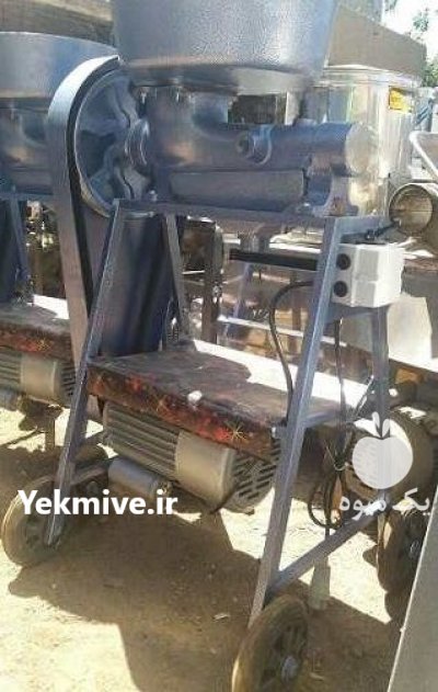 قیمت دستگاه آب غوره گیری تسمه ای در تهران در گروه خرید فروش ابزار ها و تجهیزات کشاورزی - دستی برقی ماشینی بیل کلنگ در یکمیوه -عکس2