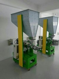 فروش دستگاه روغن گیری در بجنورد در گروه خرید فروش ابزار ها و تجهیزات کشاورزی - دستی برقی ماشینی بیل کلنگ در یکمیوه