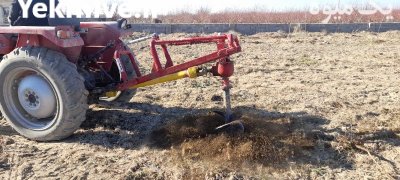 دستگاه چاله کن گیربکس ترک بزرگ در البرز در گروه خرید فروش ابزار ها و تجهیزات کشاورزی - دستی برقی ماشینی بیل کلنگ در یکمیوه -عکس1