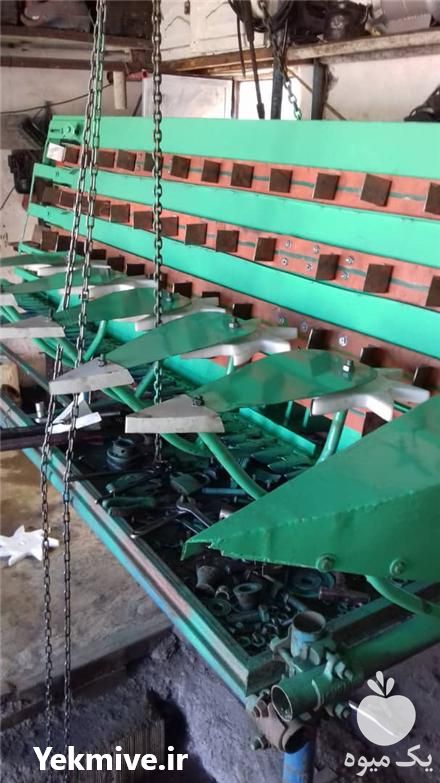 فروش دستگاه برداشت زیره در تهران در گروه خرید فروش ابزار ها و تجهیزات کشاورزی - دستی برقی ماشینی بیل کلنگ در یکمیوه -عکس1