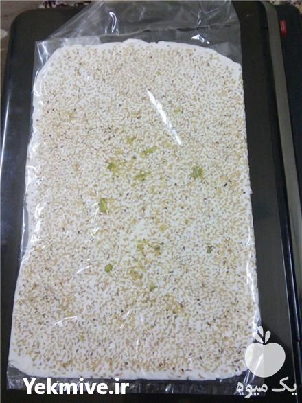 فروش گز کنجدی یا تختُگ در اردکان در گروه عسل شیره و فرآورده ی مربا - طبیعی گون کوهی آویشن در یکمیوه -عکس1