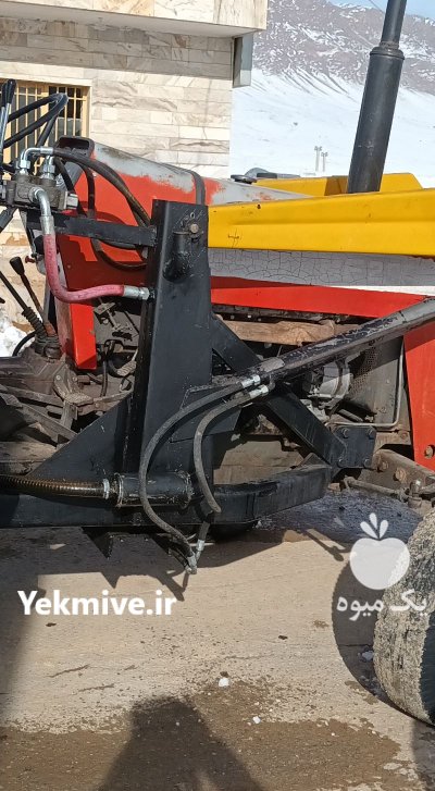 تراکتور 285 مدل 71 موتور ساعتی در برف انبار در گروه خرید فروش ماشین آلات کشاورزی - تراکتور تیلر کمباین مدرن در یکمیوه -عکس2