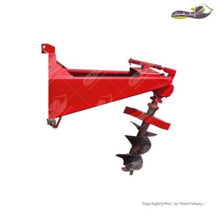 حفاری چاه با چاله زن مته ای پشت تراکتوری در رفسنجان در گروه خرید فروش ماشین آلات کشاورزی - تراکتور تیلر کمباین مدرن در یکمیوه -عکس1