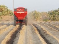 کودریز دامی خطی صیفی مهرگان ماشین در برازجان در گروه خرید و فروش دستگاه کودپاش در یکمیوه