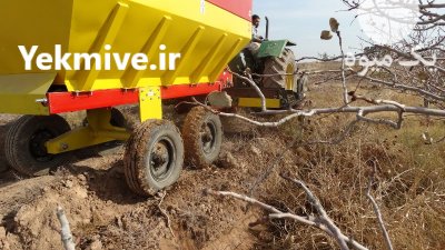 کودریز باغی مهرگان ماشین در ایرانشهر در گروه خرید و فروش دستگاه کودپاش در یکمیوه -عکس2