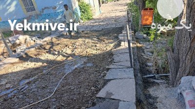 محوطه سازی با تخته سنگ دماوند در فیروزکوه در گروه سازنده در یکمیوه -عکس3