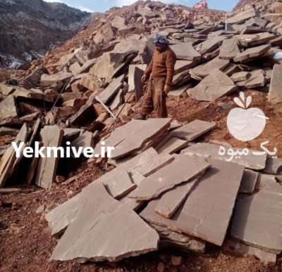اجرای سنگ لاشه سنگ ورقه ای در گروه سازنده در یکمیوه -عکس1