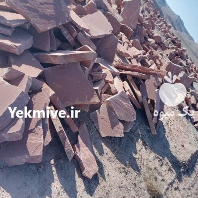 اجرای سنگ لاشه ورقه ای دماوند در گروه سازنده در یکمیوه -عکس1
