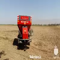 فروش بذرکار غلات مهرگان ماشین در گروه خرید و فروش بذرپاش در یکمیوه