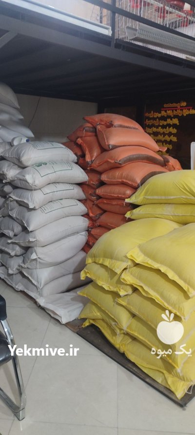 پخش خوراک مرغ دان مرغ تخمگذار در گروه خوراک دام و طیور در یکمیوه -عکس1