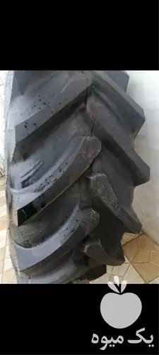 فروش لاستیک کمباین نیوهلند در گروه خرید و فروش کمباین نیوهلند در یکمیوه -عکس1