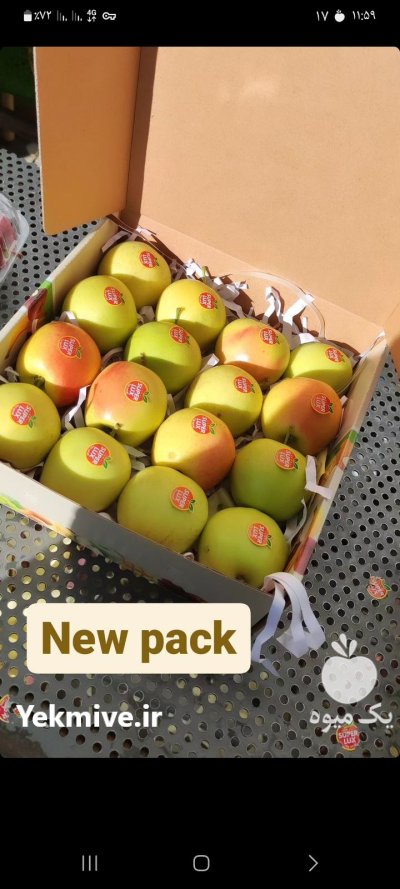 سیب سفید و قرمز منطقه جابان در گروه خرید و فروش سیب در یکمیوه -عکس3