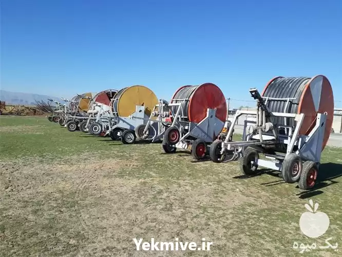 قیمت خرید آبیاری قرقره ای در بجنورد در گروه خرید و فروش دستگاه آبیاری در یکمیوه -عکس1