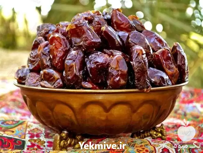 قیمت خرید عمده خرما باکیفیت بالا در شیراز در گروه خرید و فروش خرما در یکمیوه -عکس1