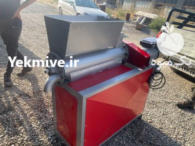 فروش دستگاه آبگیری گوجه فرنگی تولید در مشهد در گروه خرید و فروش دستگاه کشاورزی در یکمیوه -عکس1