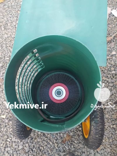 پوست کن فرغونی بادام در بار  در گروه خرید و فروش ماشین آلات کشاورزی در یکمیوه -عکس1