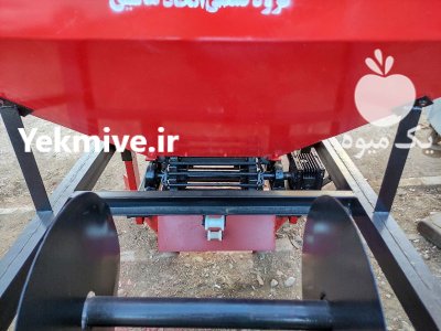 دستگاه کودریز مالچر نهر کن پلاستیک در شیراز در گروه خرید و فروش دستگاه کودپاش در یکمیوه -عکس3