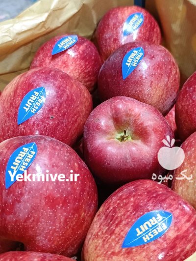 سیب قرمز محصول باغات منطقه پادنای در اصفهان در گروه خرید و فروش سیب در یکمیوه -عکس1